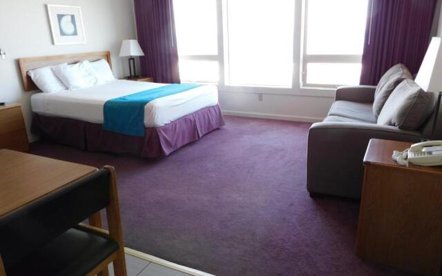 Seahorse Oceanfront Lodge