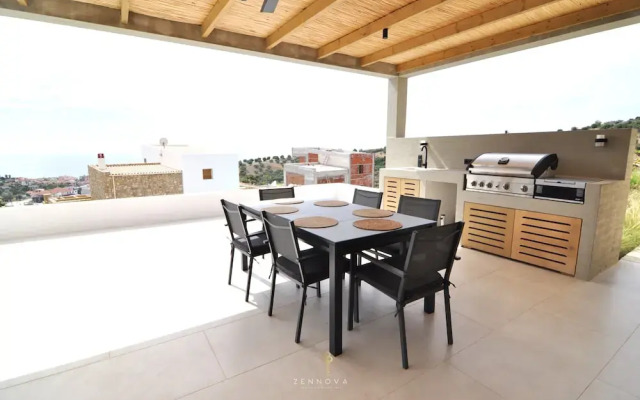 Zennova 52  Villa Cueva