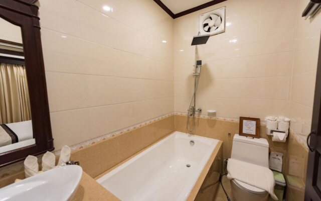 Restaurant Luang Prabang Bakery & Guest House