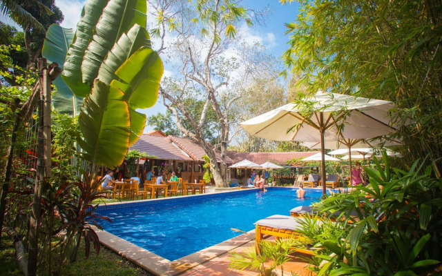 La Mer Resort