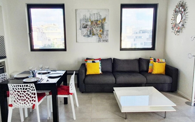 New Apartment Near the Beach With Parking TL53