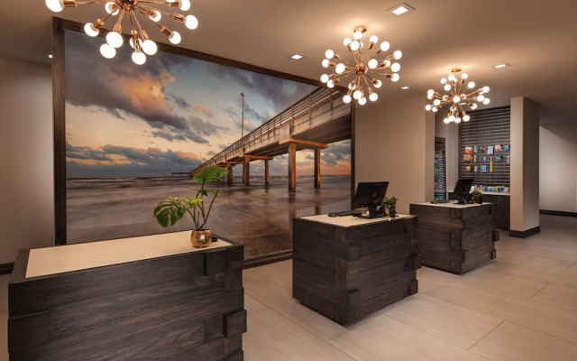 La Quinta Inn And Suites By Wyndham Cor...