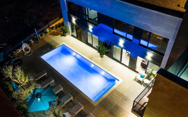 Olive Tree mansion
