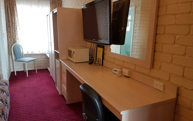 Golden Age Motor Inn Queanbeyan