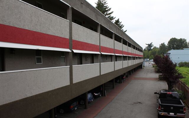 Surrey Central Inn
