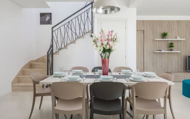 Luxury Villa Romeo with Heated Pool