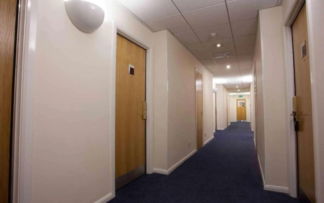 ibis Cardiff Gate - International Business Park