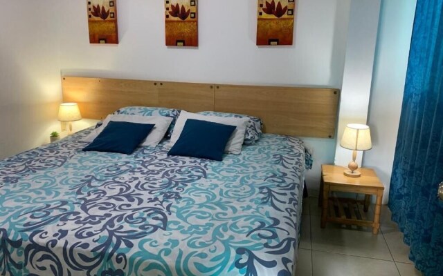 Hostal Casa Latina