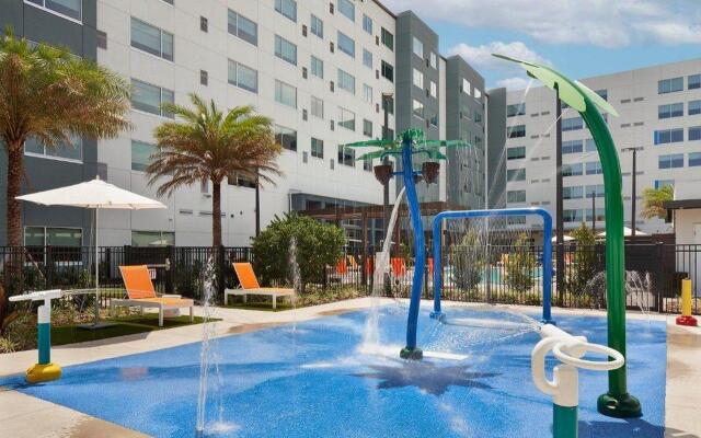 Element Orlando International Drive
