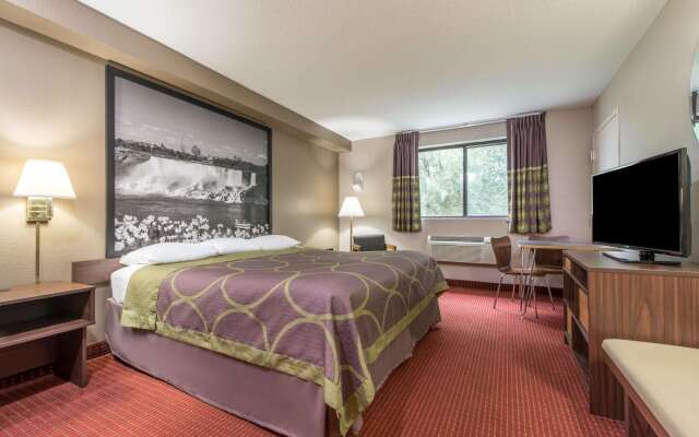 Super 8 by Wyndham Niagara Falls NY