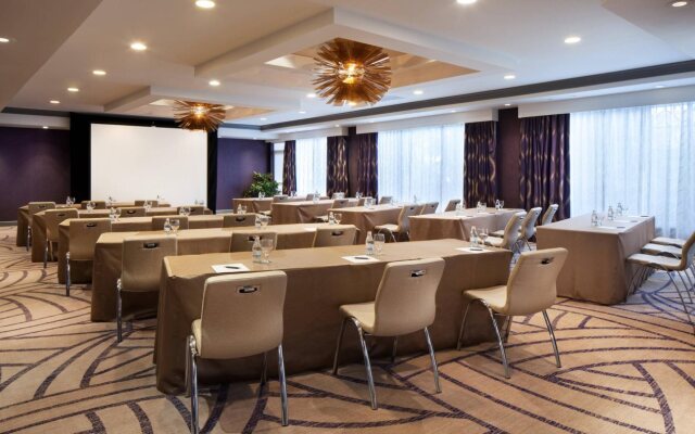 Avenue of the Arts Costa Mesa, a Tribute Portfolio Hotel