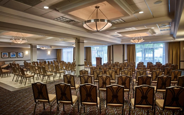 Waterfront Hotel Downtown Burlington