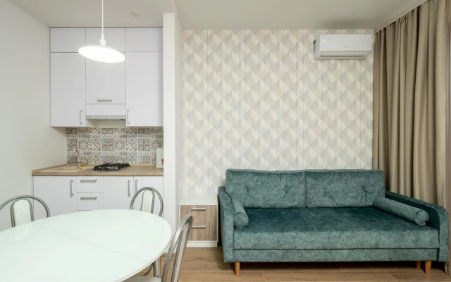 Апартаменты на улице Субтропическая