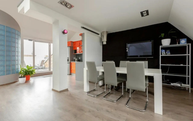 Penthouse apartment