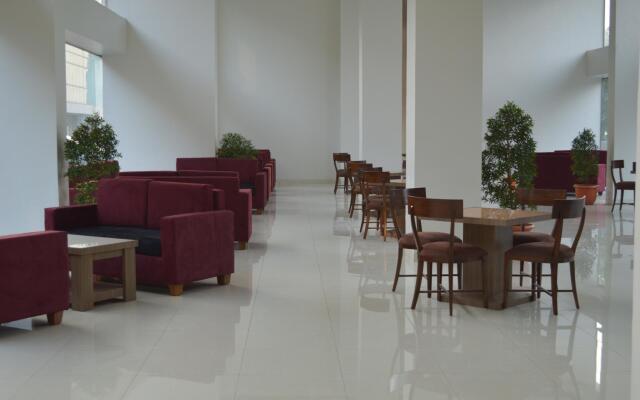 Win Grand Hotel
