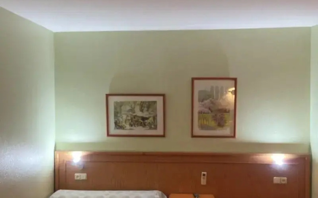 Hostal Carlos III