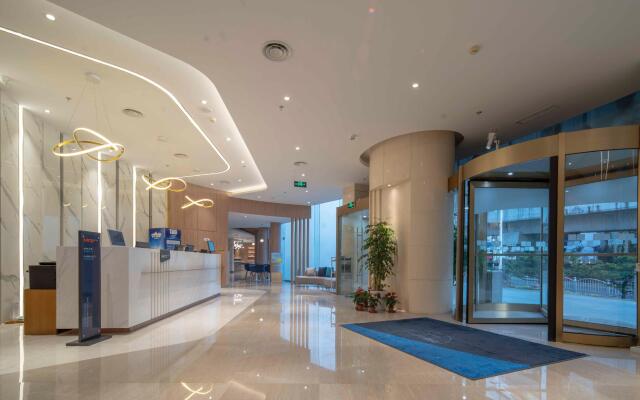 Holiday Inn Express Shanghai Jinqiao Central by IHG