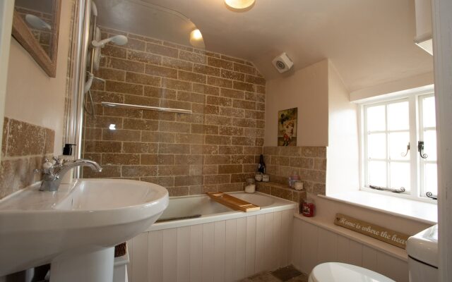 Cosy cottage