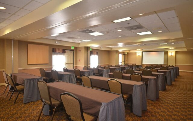 Holiday Inn Express Hotel & Suites Albuquerque Midtown by IHG