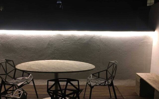 Elegant 3 bed apt With Rooftop Terrace in Pimlico