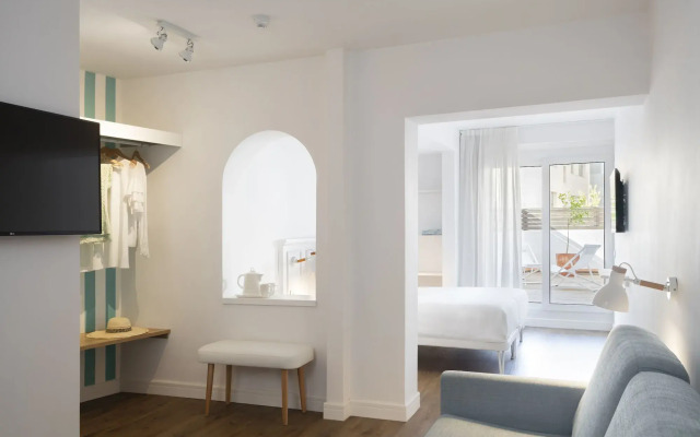 The 15th Boutique Hotel