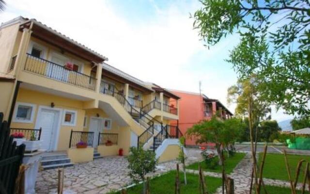 Zefiros Apartments