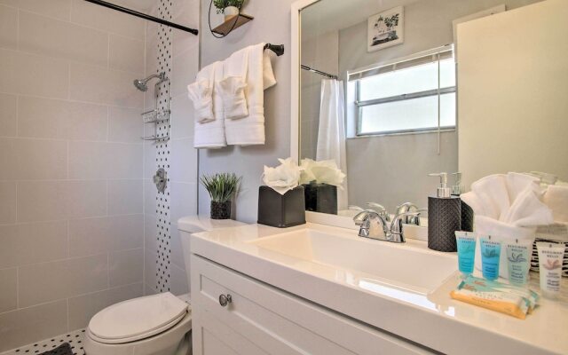 Lovely Lauderhill Retreat < 12 Mi to Beach!