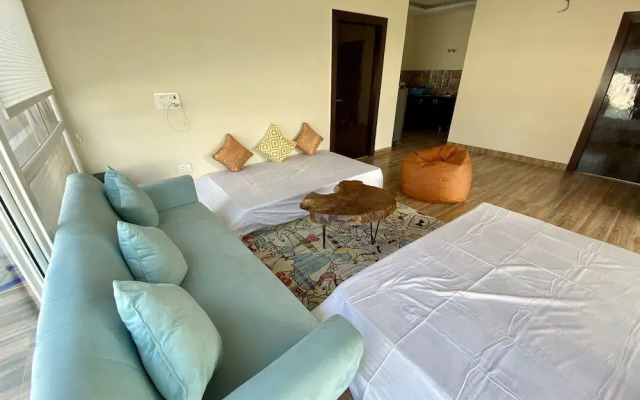 GoBravo 71: 2Bhk Farm with Pool & Garden Sector 150 Noida
