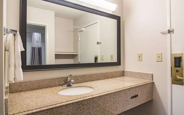 Wingate by Wyndham Brunswick GA / I-95