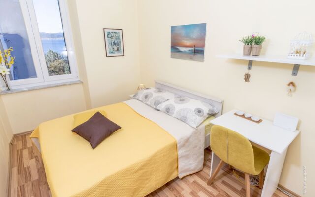 Vera Seaview Apartment