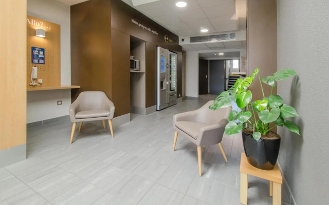 B&B Hotel Chartres Le Coudray