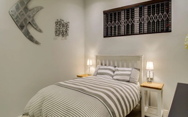 Spindrift in Camps Bay