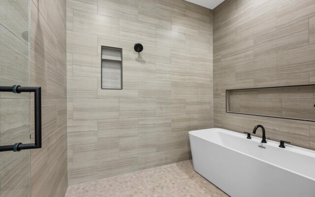 Desert Gem 7 Bedroom Home