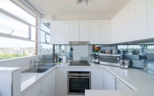 Bright 1 Bedroom Studio With Amazing City Views