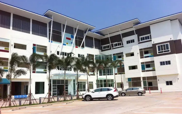 The Mondrian Khonkean
