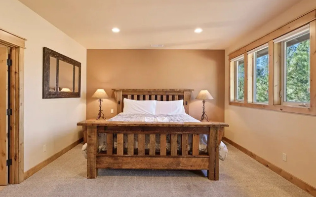 Wallowa 22 4 Bedroom Home