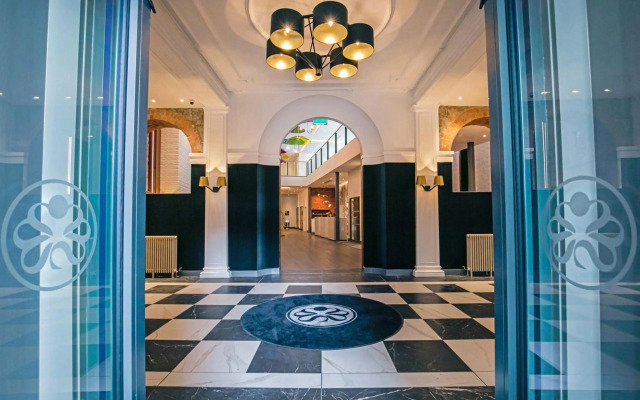Sandman Signature Aberdeen Hotel & Spa