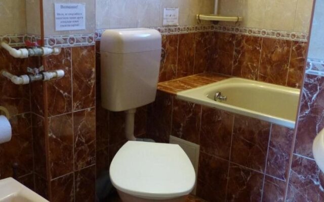 Guest House Delphini