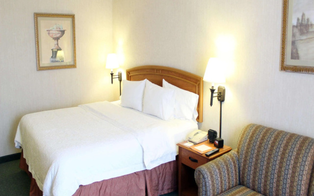 Hampton by Hilton Saltillo