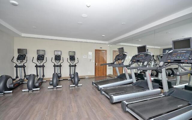 Royal Stays Furnished Apartments - Missisauga City Centre