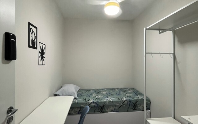 Domus Garden Coliving - Studio - Hostel