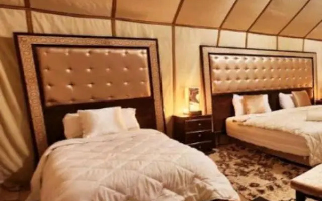 Relaxing desert camp