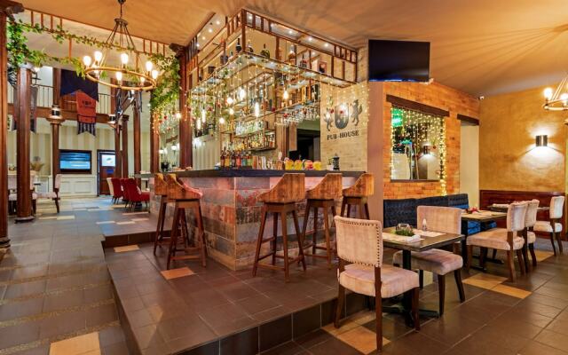 Hotel La Cofradía Pub House