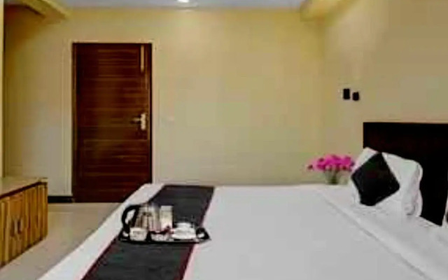 Collection O 80489 Hotel Moonlight Near Appu Ghar