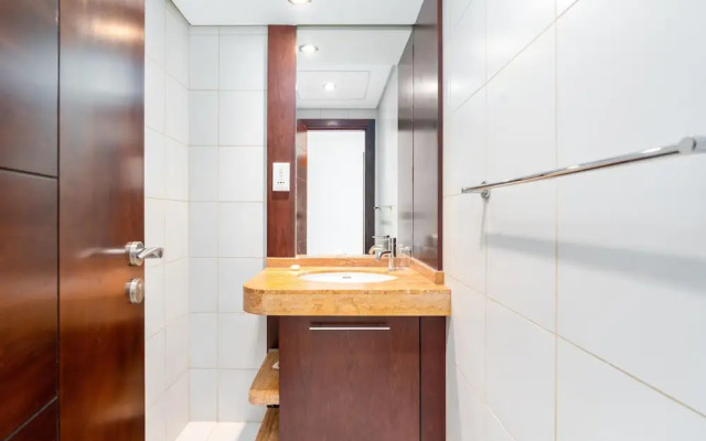 Lux BnB Burj Views Tower - Downtown