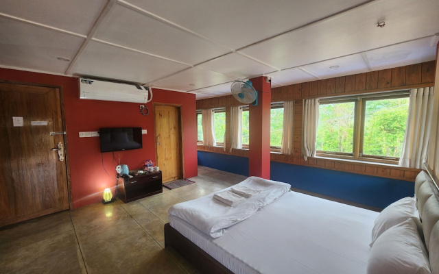 Labah Tong Hill Resort Bandarban