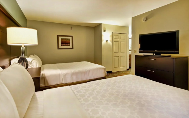 Staybridge Suites Middleton Madison-West by IHG