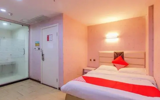 Huangshi Menghao Fashion Hotel