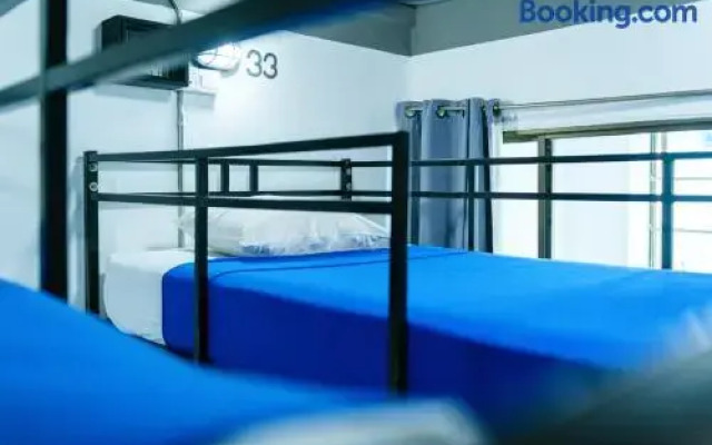 Bodega Phuket Party Hostel - Adults Only