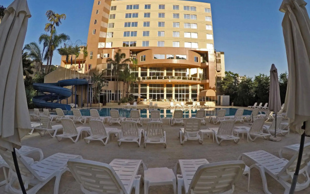 The Cosmopolitan Hotel